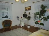 L�rincen elad� csal�di h�z